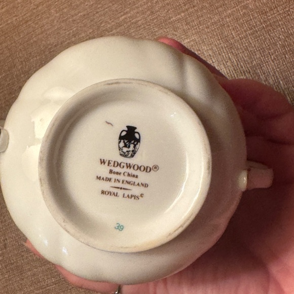 Wedgwood Royal Lapis Bone China – UNUSED – Discontinued - Picture 5 of 16